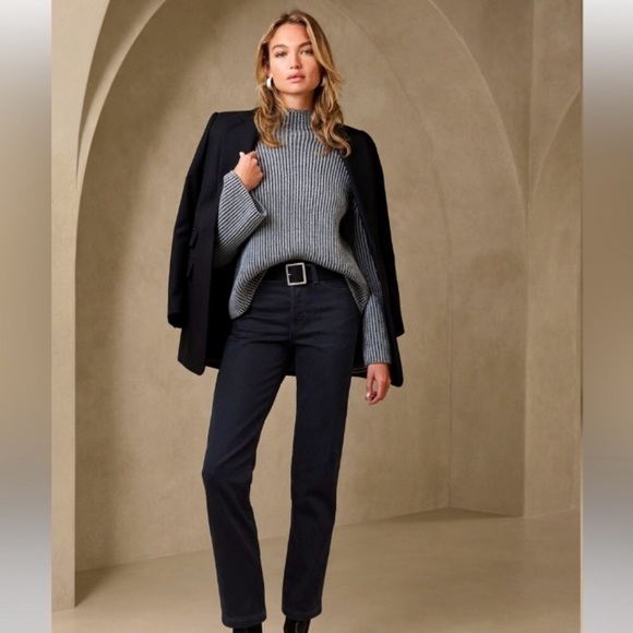 NWT! Banana Republic Premium Denim Black Wash Straight Jean - Multiple 🌻 - Picture 1 of 5